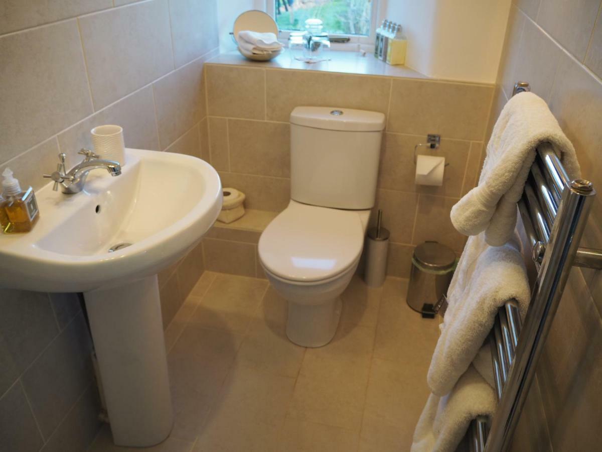 Home Barn Bed And Breakfast Yeovil Exterior foto